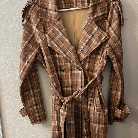 NWOT Elegant Brown Plaid Trench Coat - Picture 4 of 4